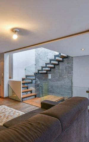 Casa à venda com 400m², 4 quartos e 2 vagas Casa à venda com 400m², 4 quartos e 2 vagasSala
