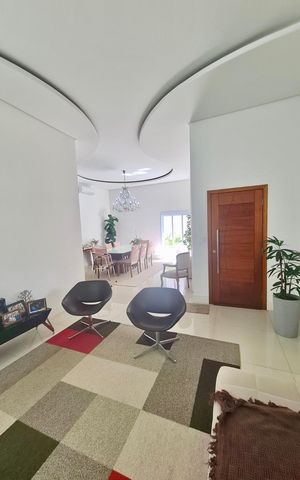 Casa de condomínio à venda com 272m², 4 quartos e 4 vagas Casa de condomínio à venda com 272m², 4 quartos e 4 vagasSala