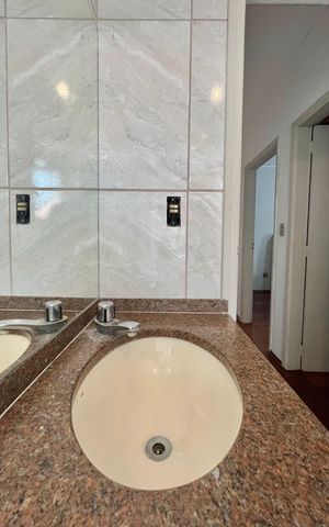 Apartamento para alugar com 78m², 2 quartos e 1 vaga Apartamento para alugar com 78m², 2 quartos e 1 vagaBanheiro