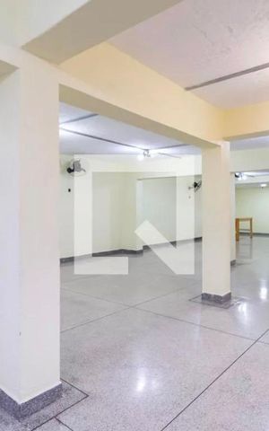 Apartamento à venda com 90m², 3 quartos e 1 vaga Apartamento à venda com 90m², 3 quartos e 1 vagaÁrea comum - Salão de festas