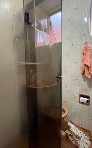 Apartamento à venda com 90m², 3 quartos e 1 vaga Apartamento à venda com 90m², 3 quartos e 1 vagaBanheiro