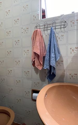 Apartamento à venda com 90m², 3 quartos e 1 vaga Apartamento à venda com 90m², 3 quartos e 1 vagaBanheiro
