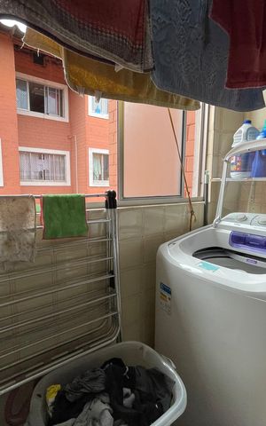 Apartamento à venda com 90m², 3 quartos e 1 vaga Apartamento à venda com 90m², 3 quartos e 1 vagaCozinha e Área de Serviço