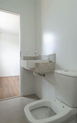 Apartamento à venda com 127m², 2 quartos e 2 vagas Apartamento à venda com 127m², 2 quartos e 2 vagasBanheiro da Suíte 2