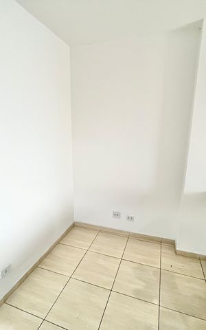 Studio para alugar com 30m², 1 quarto e sem vaga Studio para alugar com 30m², 1 quarto e sem vagaSala/Cozinha