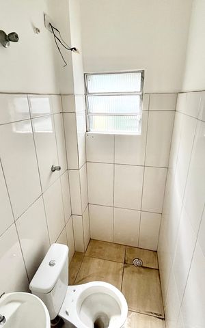 Studio para alugar com 30m², 1 quarto e sem vaga Studio para alugar com 30m², 1 quarto e sem vagaBanheiro