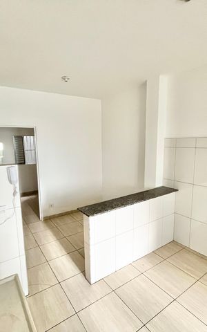 Studio para alugar com 30m², 1 quarto e sem vaga Studio para alugar com 30m², 1 quarto e sem vagaSala/Cozinha