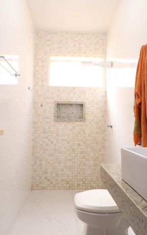 Casa para alugar com 180m², 3 quartos e 2 vagasBanheiro Social