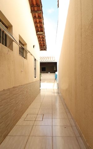 Casa para alugar com 180m², 3 quartos e 2 vagasCorredor