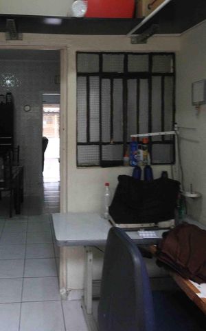 Casa à venda com 250m², 4 quartos e 3 vagas Casa à venda com 250m², 4 quartos e 3 vagasHall