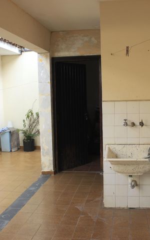 Casa à venda com 250m², 3 quartos e 3 vagasLavanderia