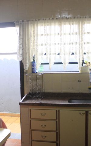 Casa à venda com 250m², 3 quartos e 3 vagasCozinha