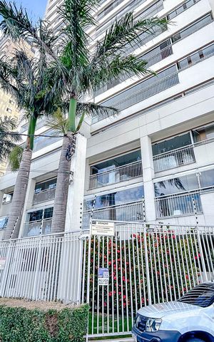 Apartamento para alugar com 119m², 3 quartos e 2 vagasFachada com Plaquinha