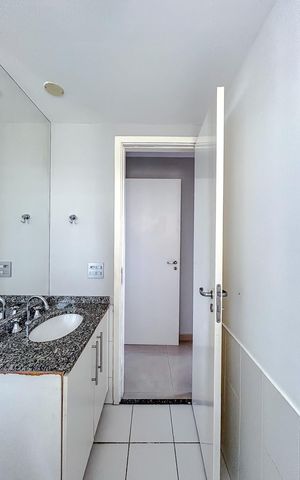 Apartamento para alugar com 119m², 3 quartos e 2 vagasBanheiro
