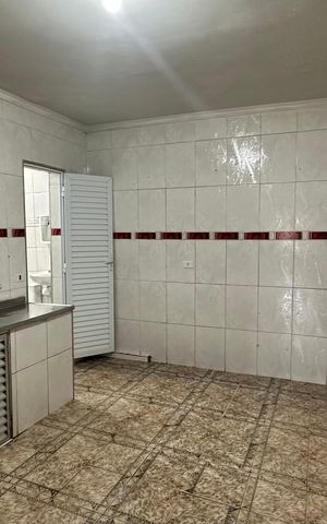 Casa para alugar com 120m², 2 quartos e sem vaga Casa para alugar com 120m², 2 quartos e sem vagaCozinha