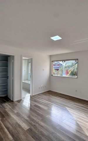 Casa à venda com 600m², 4 quartos e 7 vagas Casa à venda com 600m², 4 quartos e 7 vagasSuíte 3
