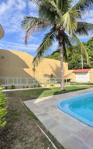 Casa à venda com 600m², 4 quartos e 7 vagas Casa à venda com 600m², 4 quartos e 7 vagasÁrea externa