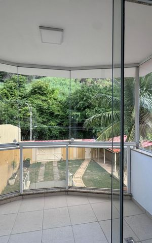 Casa à venda com 600m², 4 quartos e 7 vagas Casa à venda com 600m², 4 quartos e 7 vagasSuíte 1 - Varanda