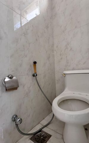 Casa à venda com 600m², 4 quartos e 7 vagas Casa à venda com 600m², 4 quartos e 7 vagasSuíte 1 - Banheiro