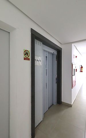 Apartamento para alugar com 40m², 1 quarto e 1 vagaÁrea comum - Elevadores