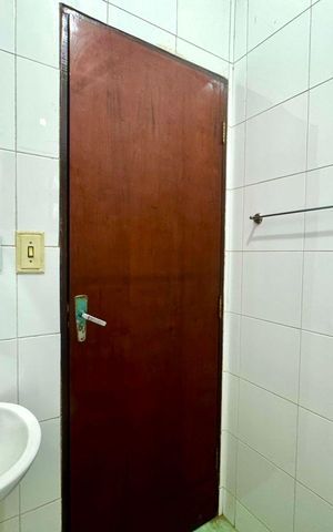Casa à venda com 230m², 4 quartos e 4 vagas Casa à venda com 230m², 4 quartos e 4 vagasBanheiro 3