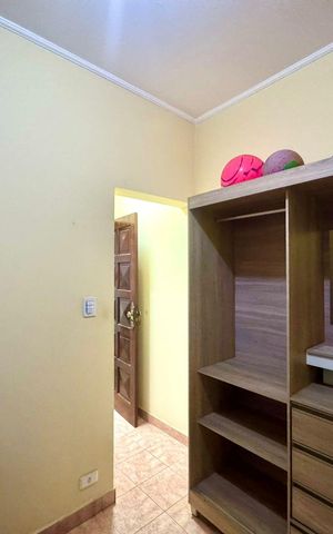 Casa à venda com 230m², 4 quartos e 4 vagas Casa à venda com 230m², 4 quartos e 4 vagasQuarto 1