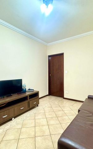 Casa à venda com 230m², 4 quartos e 4 vagas Casa à venda com 230m², 4 quartos e 4 vagasSala 1