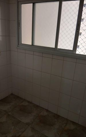 Apartamento à venda com 75m², 3 quartos e 2 vagas Apartamento à venda com 75m², 3 quartos e 2 vagasÁrea de serviço