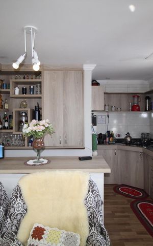Casa à venda com 270m², 4 quartos e 4 vagasStudio