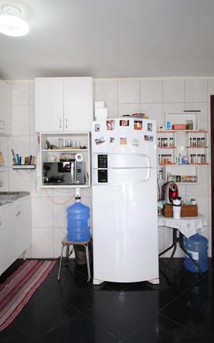 Casa à venda com 270m², 4 quartos e 4 vagasCozinha