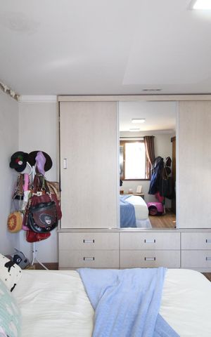 Casa à venda com 270m², 4 quartos e 4 vagasStudio