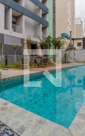 Studio para alugar com 27m², 1 quarto e sem vaga Studio para alugar com 27m², 1 quarto e sem vagaÁrea Comum - Piscina