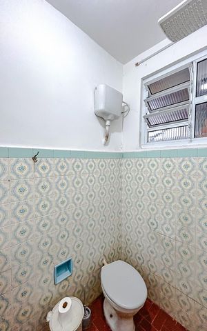 Casa à venda com 217m², 4 quartos e 2 vagasBanheiro - Casa 2