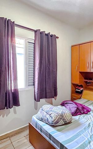Casa à venda com 217m², 4 quartos e 2 vagasQuarto 2