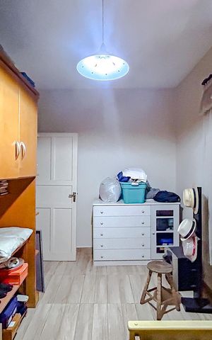 Casa à venda com 217m², 4 quartos e 2 vagasQuarto 3