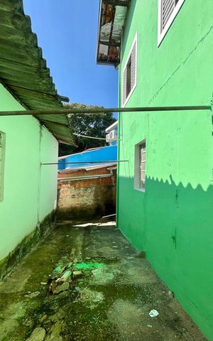 Casa à venda com 140m², 4 quartos e 3 vagas Casa à venda com 140m², 4 quartos e 3 vagasQuintal