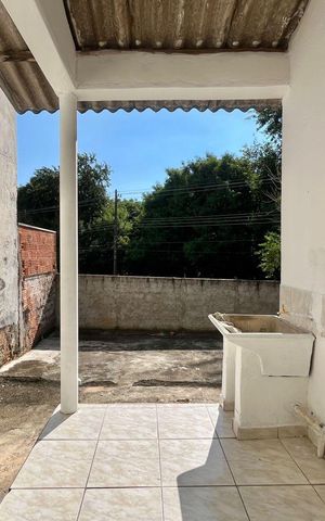Casa à venda com 140m², 4 quartos e 3 vagas Casa à venda com 140m², 4 quartos e 3 vagasÁrea de serviço