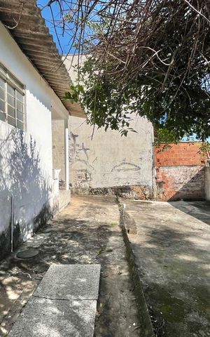 Casa à venda com 140m², 4 quartos e 3 vagas Casa à venda com 140m², 4 quartos e 3 vagasQuintal