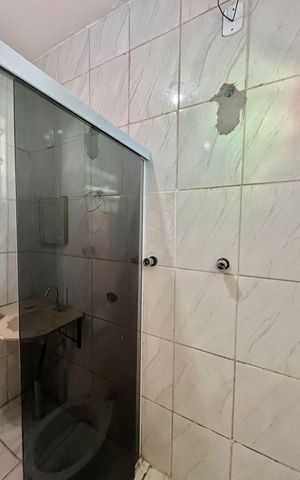 Casa à venda com 140m², 4 quartos e 3 vagas Casa à venda com 140m², 4 quartos e 3 vagasBanheiro