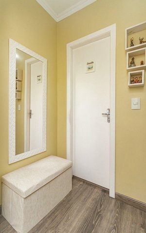 Apartamento à venda com 80m², 2 quartos e 2 vagasCorredor
