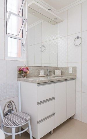 Apartamento à venda com 80m², 2 quartos e 2 vagasÁrea de serviço