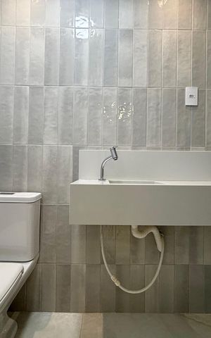 Apartamento à venda com 135m², 4 quartos e 1 vaga Apartamento à venda com 135m², 4 quartos e 1 vagaSuíte - banheiro