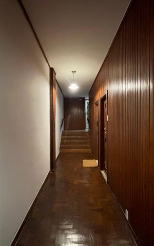 Apartamento à venda com 135m², 4 quartos e 1 vaga Apartamento à venda com 135m², 4 quartos e 1 vagaHall de entrada externo