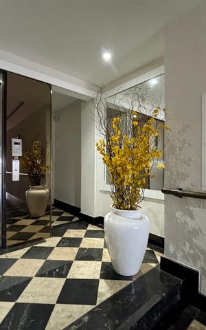 Apartamento à venda com 135m², 4 quartos e 1 vaga Apartamento à venda com 135m², 4 quartos e 1 vagaPortaria