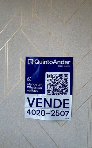 Apartamento à venda com 135m², 4 quartos e 1 vaga Apartamento à venda com 135m², 4 quartos e 1 vagaPlaca