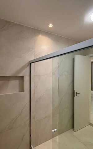 Apartamento à venda com 135m², 4 quartos e 1 vaga Apartamento à venda com 135m², 4 quartos e 1 vagaBanheiro social