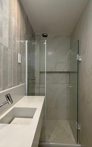 Apartamento à venda com 135m², 4 quartos e 1 vaga Apartamento à venda com 135m², 4 quartos e 1 vagaSuíte - banheiro