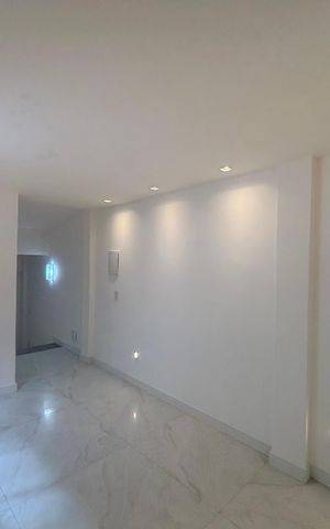 Apartamento à venda com 135m², 4 quartos e 1 vaga Apartamento à venda com 135m², 4 quartos e 1 vagaHall de entrada