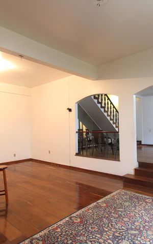 Casa à venda com 450m², 4 quartos e 4 vagasSala 1