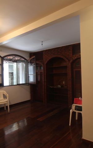 Casa à venda com 450m², 4 quartos e 4 vagasSala 2